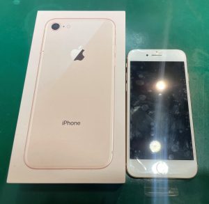 iPhone8 64GB 8000円で買取しました！iphone売るなら【モバトルココリア多摩センター店】で！