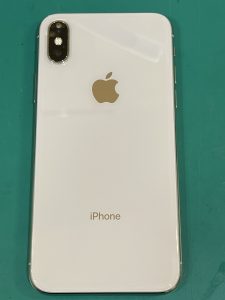 iPhone X 128GB　SIMフリー買い取り受付！　「モバトル新宿PePe店」