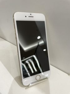 処分に困る古い端末でも問題ありません！iPhone6を買取いたしました！【イオンモール福岡店】