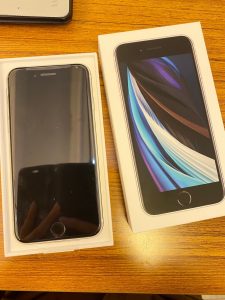 iPhoneSE2(アイフォン)の買取ならモバトル藤沢OPA店へお越しください！