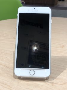 松本市波田のお客様よりiPhone（アイフォン）8Plus（エイトプラス）のシルバーを買取させて頂きました！！【モバトルイオンモール松本店】