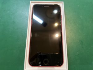 新品未使用のiPhoneSE2(アイフォン)の買取をしました！高額買取ならモバトル水戸オーパ店へ！