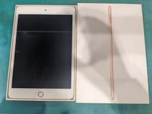 iPad mini5 64GB ゴールドの買取りを致しました　【モバトルペリエ千葉店】