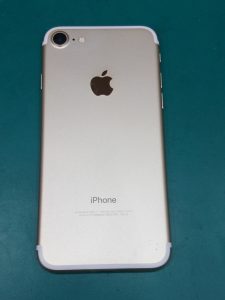 処分希望のiPhone7買取させて頂きました。【モバトルテラスモール湘南店】