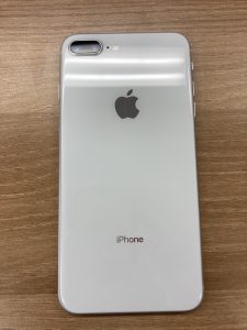 iPhone8Plus(アイフォン)もまだまだ需要あります✨高価買取ならモバトル新宿PePe店へ！