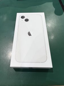 新品未開封のiPhone13(アイフォン)の買取をしました！買取ならモバトル水戸オーパ店へ！！