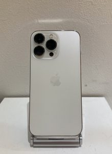 iPhone13Pro(アイフォン)を高価買取りさせて頂きました！【モバトル新宿PePe店】