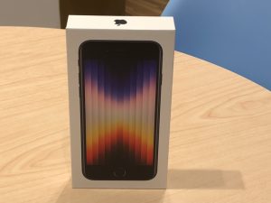 岐阜県のお客様よりiPhone(アイフォン)SE 第3世代を買取ました！！【モバトルイオンモール松本店】