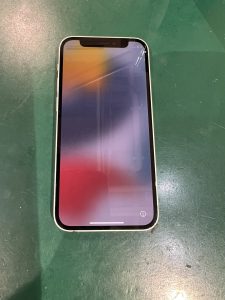 割れなどあっても買い取ります！iPhone12mini(アイフォン)の買取をしました！買取ならモバトル水戸オーパ店へ！！