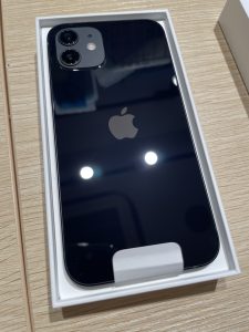 iPhone12　新品未使用品を買取いたしました！iPhoneを売るならモバトルへご相談ください！【福岡天神地下街店】