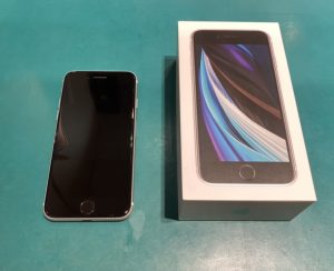 iPhoneSE2の128GBを売るならモバトルイオンモール松本店にご相談ください！【モバトルイオンモール松本店】