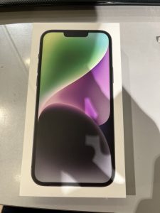 新品未開封のiPhone14Plus（アイフォン）を買取させて頂きました！「モバトル新宿店」