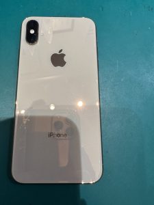 iPhoneXS 256GB Softbank 買い取りました！！ 買取ならモバトル天神地下街にご相談ください(^^)