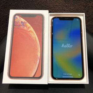 ちょっとキズがあっても大丈夫！中古のiPhoneXR（アイフォン）はモバトル渋谷店で買い取ります！