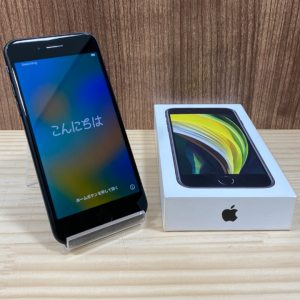 iPhoneSE第2世代(アイフォン)【モバトル ココリア多摩センター店】