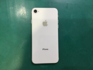 モバトル秋津店/iPhone8を買取させていただきました！