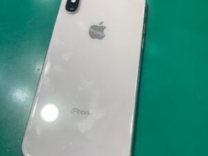 iPhoneXs(SIMロック解除済み) 未使用品最大42,000円 中古品最大28,000円 にて買取させていただいております！