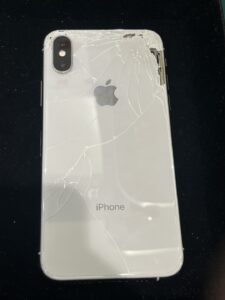ジャンク品でも買い取ります！！！iPhoneXS(アイフォンS)の買取なら、モバトル横浜戸塚モディ店へ！！！