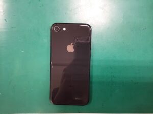 iPhone8も高価買取中