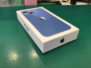 モバトルグランデュオ蒲田店/iPhone13を買取いたしました。