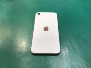 iPhoneSE2を買取いたしました。【モバトル港北店】