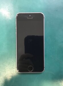 iPhoneSEを買取いたしました。【モバトル中野店】