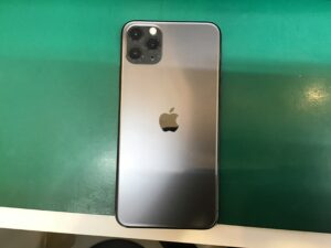 iPhone11ProMax買い取りさせていただきました【モバトル町田モディ店】