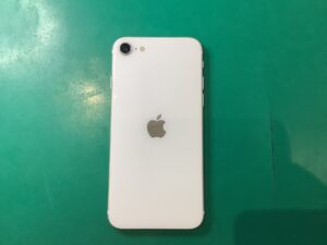 iPhone(アイフォン)SE2を買取査定いたしました。【モバトル　秋津店】