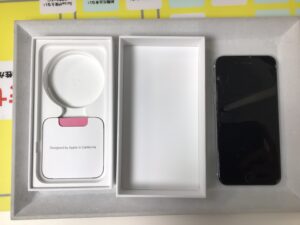 iPhone SE2(アイフォン)を買取査定いたしました！【モバトル中野ブロードウェイ店】