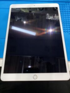 中古iPad Air3(アイパッド)、外観に難ありでも高価買取！？【モバトル池袋P’パルコ本店】