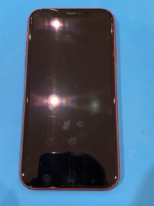 キズの目立つiPhone11(アイフォンイレブン)買取を行いました!【モバトル仙台PARCO2店】