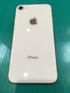 iPhone ８を買取いたしました。【モバトル港北店】