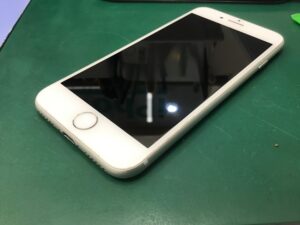 iPhone（アイフォン）８を買い取らせていただきました！【モバトル海老名ビナウォーク店】