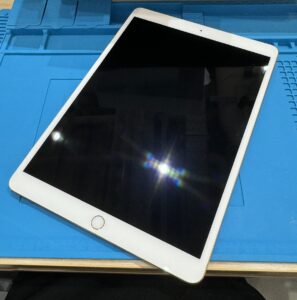 iPad Pro 10.5（アイパッドプロ10.5）のジャンク品を買取させていただきました！【モバトル池袋P'パルコ店】