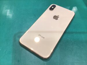 iPhone XS(アイフォン)を買取いたしました。【モバトル錦糸町店】