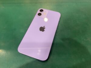 iPhone 12 miniを買取いたしました！キレイなパープルです！【モバトルペリエ千葉店】