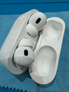 AirPods（エアーポッズ）を売るなら「モバトル　池袋P’パルコ本店」まで😊👍査定無料です！！【池袋P'パルコ本店】