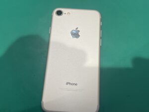iPhone7(アイフォン)を買取査定いたしました！【モバトル横浜戸塚モディ店】