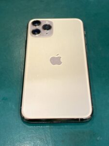 iPhone11Proを買い取りました！iPhone11Proは素晴らしい機種です！【モバトルペリエ千葉店】