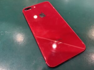 iPhone 8 Plus (アイフォン)を買取いたしました！かなり美品！【モバトルペリエ千葉店】