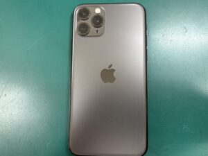 iPhone11pro（アイフォン）　評価：A　査定だけも行っております！【モバトルココリア多摩センター店】