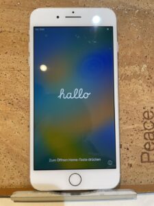 ★iPhone16(アイフォン16)シリーズ強化買取中！★Apple iPhone8Plus(アイフォン8プラス)SIMフリー版★【モバトル広島パルコ新館店】