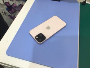 Apple　iphone13mini　を買い取り査定しました！【モバトルイーアス高尾店】