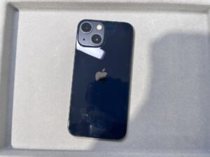 iPhone 13mini（アイフォン）外装評価：B　まだまだ値段つきます！【モバトルココリア多摩センター店】
