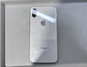 iPhone X（アイフォン）まだまだ値段がつく端末です！【ココリア多摩センター店】