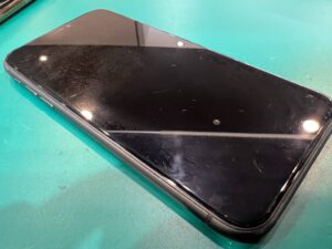 iPhone 11（アイフォンイレブン) 中古買取を5000円で実施！使用感ありでも高価買取ならモバトルペリエ千葉店。