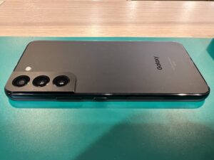 Galaxy S22 中古買取（ギャラクシーエスニジュウニ）Cランクでも12000円！高価買取実施中【モバトルペリエ千葉店】
