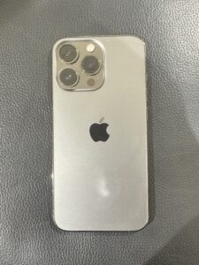 iPhone15Pro  256GBの中古端末を買取させて頂きました!!