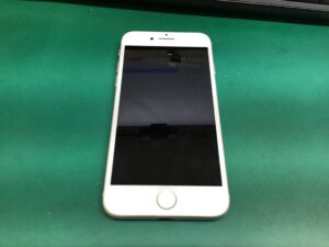 iPhone8をお持ち込みいただきました。【モバトル　港北東急店】