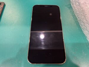 iPhone 12 Pro（アイフォン12プロ）ジャンク買取！5000円でお買取しました【モバトルペリエ千葉店】